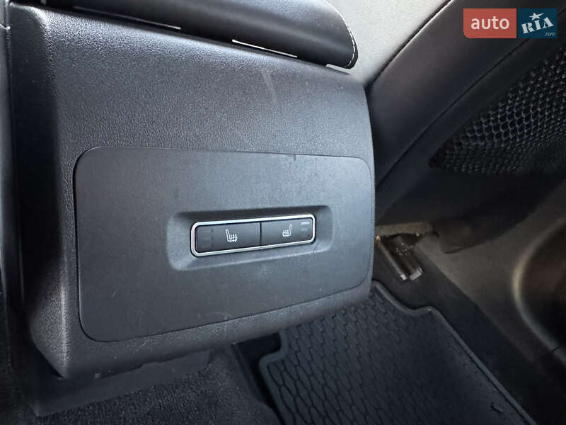 Внедорожник / Кроссовер Jaguar I-Pace 2019 в Ровно фото 17 Внедорожник / Кроссовер Jaguar I-Pace 2019 в Ровно