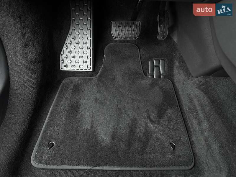 Внедорожник / Кроссовер Jaguar I-Pace 2020 в Тернополе фото 46 Внедорожник / Кроссовер Jaguar I-Pace 2020 в Тернополе