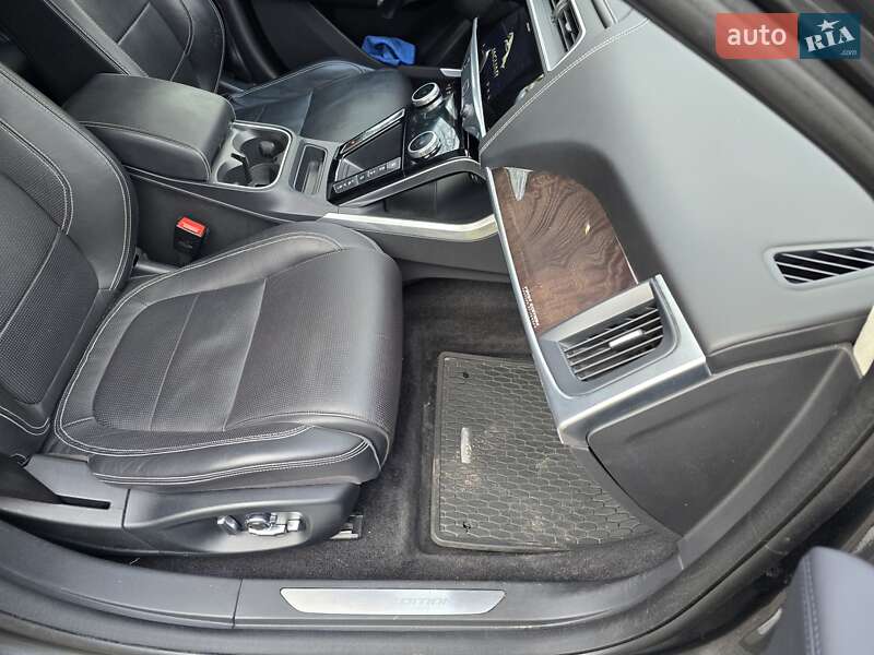 Внедорожник / Кроссовер Jaguar I-Pace 2019 в Житомире фото 58 Внедорожник / Кроссовер Jaguar I-Pace 2019 в Житомире
