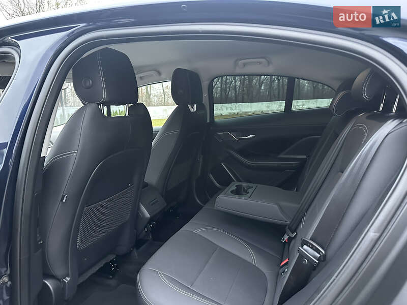 Внедорожник / Кроссовер Jaguar I-Pace 2020 в Луцке фото 20 Внедорожник / Кроссовер Jaguar I-Pace 2020 в Луцке