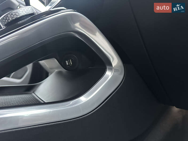 Внедорожник / Кроссовер Jaguar I-Pace 2020 в Луцке фото 31 Внедорожник / Кроссовер Jaguar I-Pace 2020 в Луцке