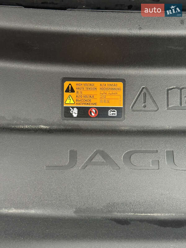 Позашляховик / Кросовер Jaguar I-Pace 2018 в Косові