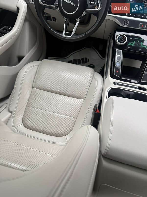 Позашляховик / Кросовер Jaguar I-Pace 2018 в Косові