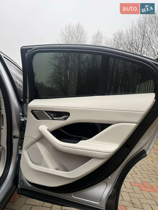 Позашляховик / Кросовер Jaguar I-Pace 2018 в Косові