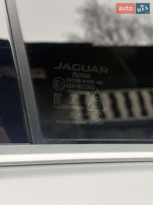 Позашляховик / Кросовер Jaguar I-Pace 2018 в Косові