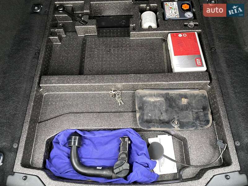 Внедорожник / Кроссовер Jaguar I-Pace 2019 в Львове фото 80 Внедорожник / Кроссовер Jaguar I-Pace 2019 в Львове