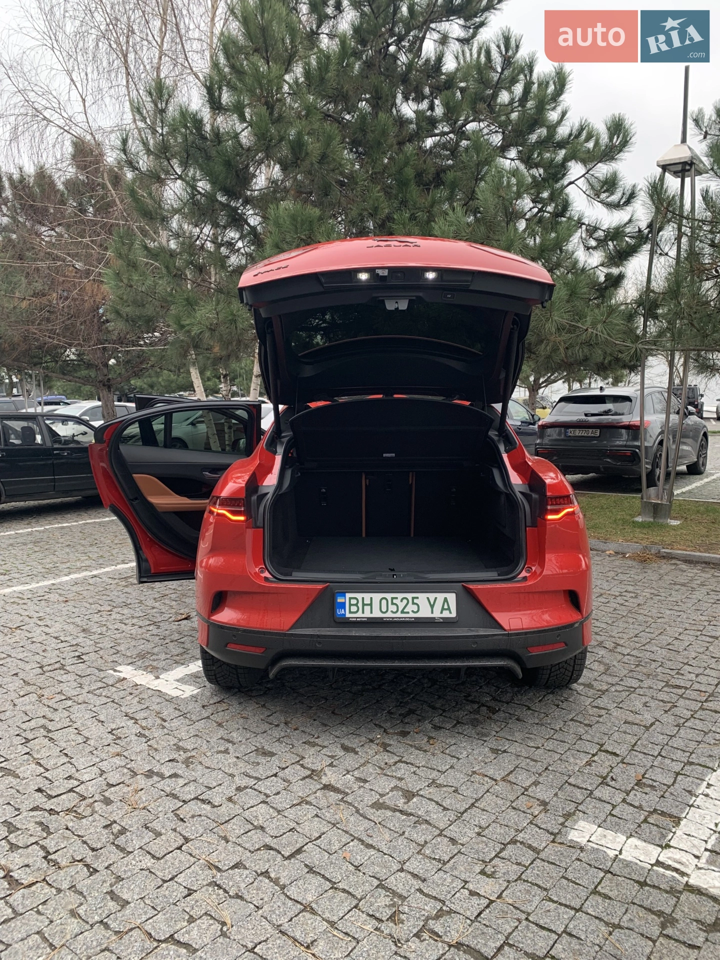 2022 Jaguar I-Pace - мініатюра 2
