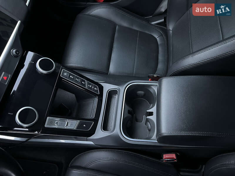 Позашляховик / Кросовер Jaguar I-Pace 2019 в Дніпрі