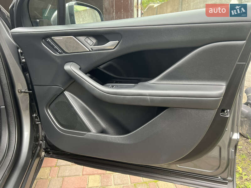 Внедорожник / Кроссовер Jaguar I-Pace 2018 в Ровно фото 35 Внедорожник / Кроссовер Jaguar I-Pace 2018 в Ровно