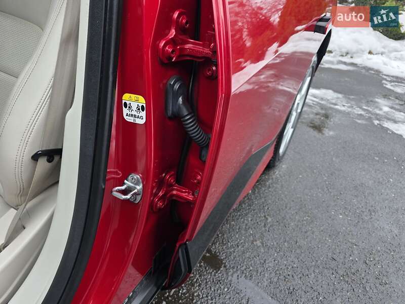 Внедорожник / Кроссовер Jaguar I-Pace 2019 в Хмельницком фото 57 Внедорожник / Кроссовер Jaguar I-Pace 2019 в Хмельницком