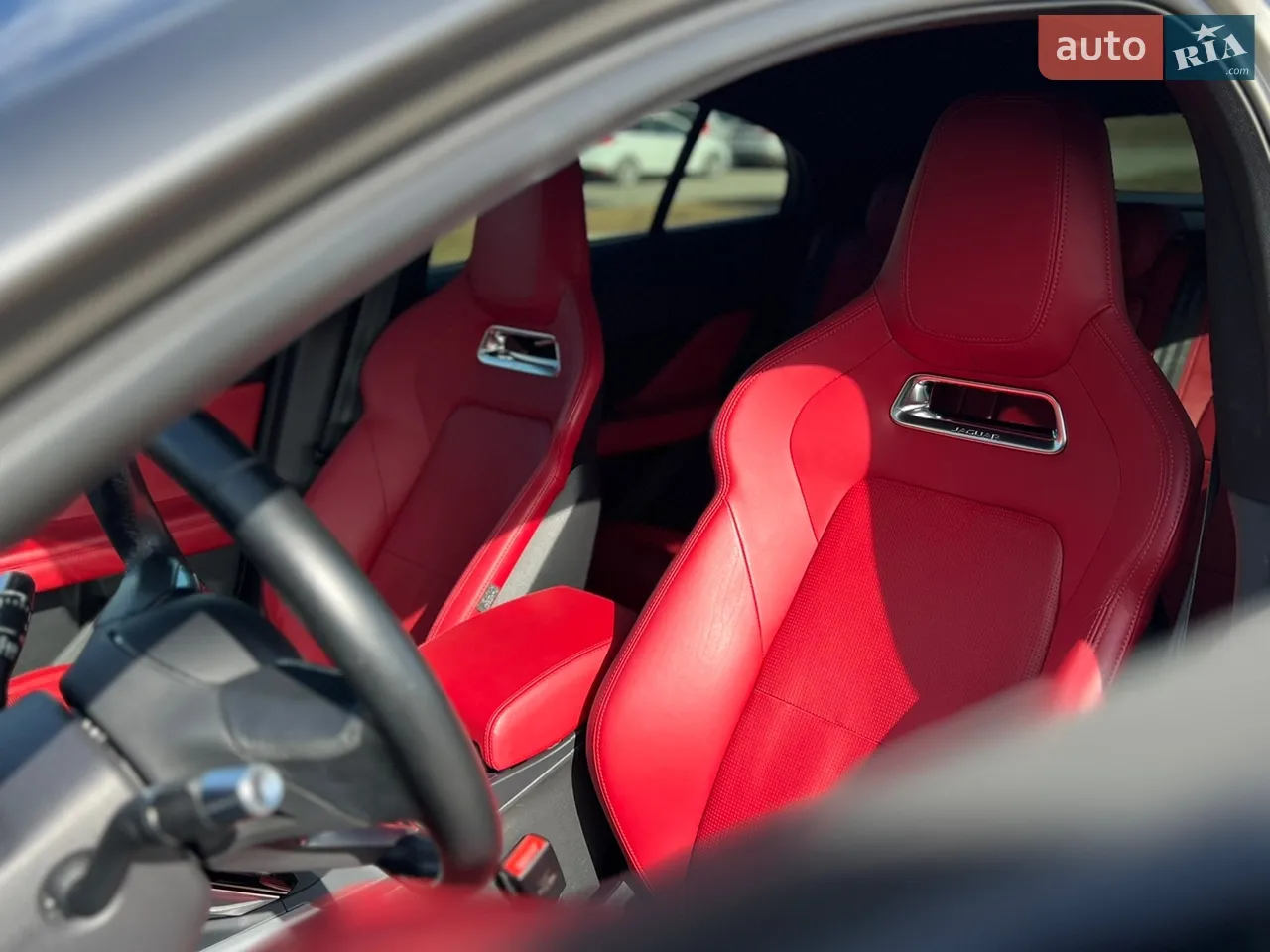 2019 Jaguar I-Pace - мініатюра 33