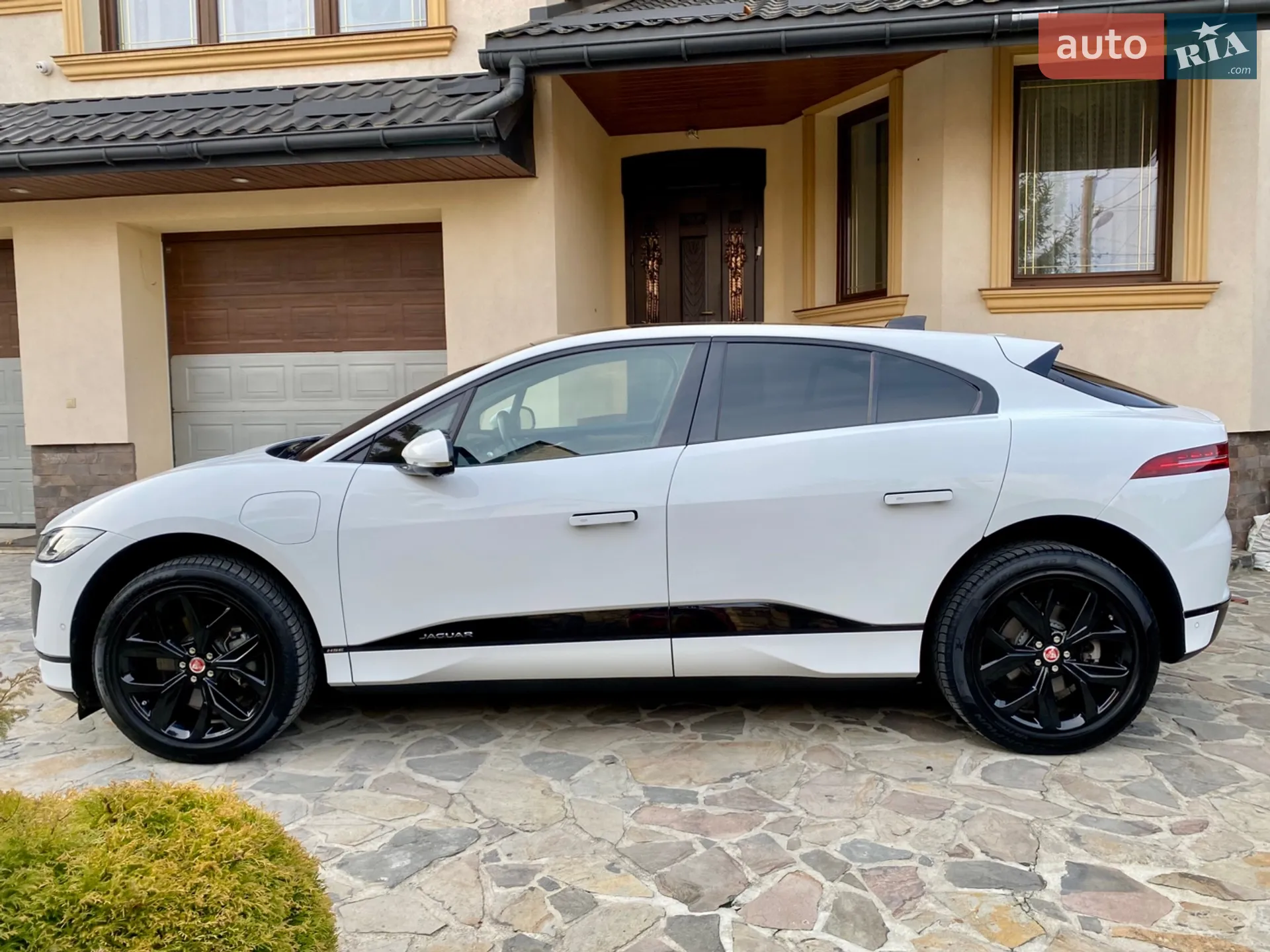 2020 Jaguar I-Pace - мініатюра 24