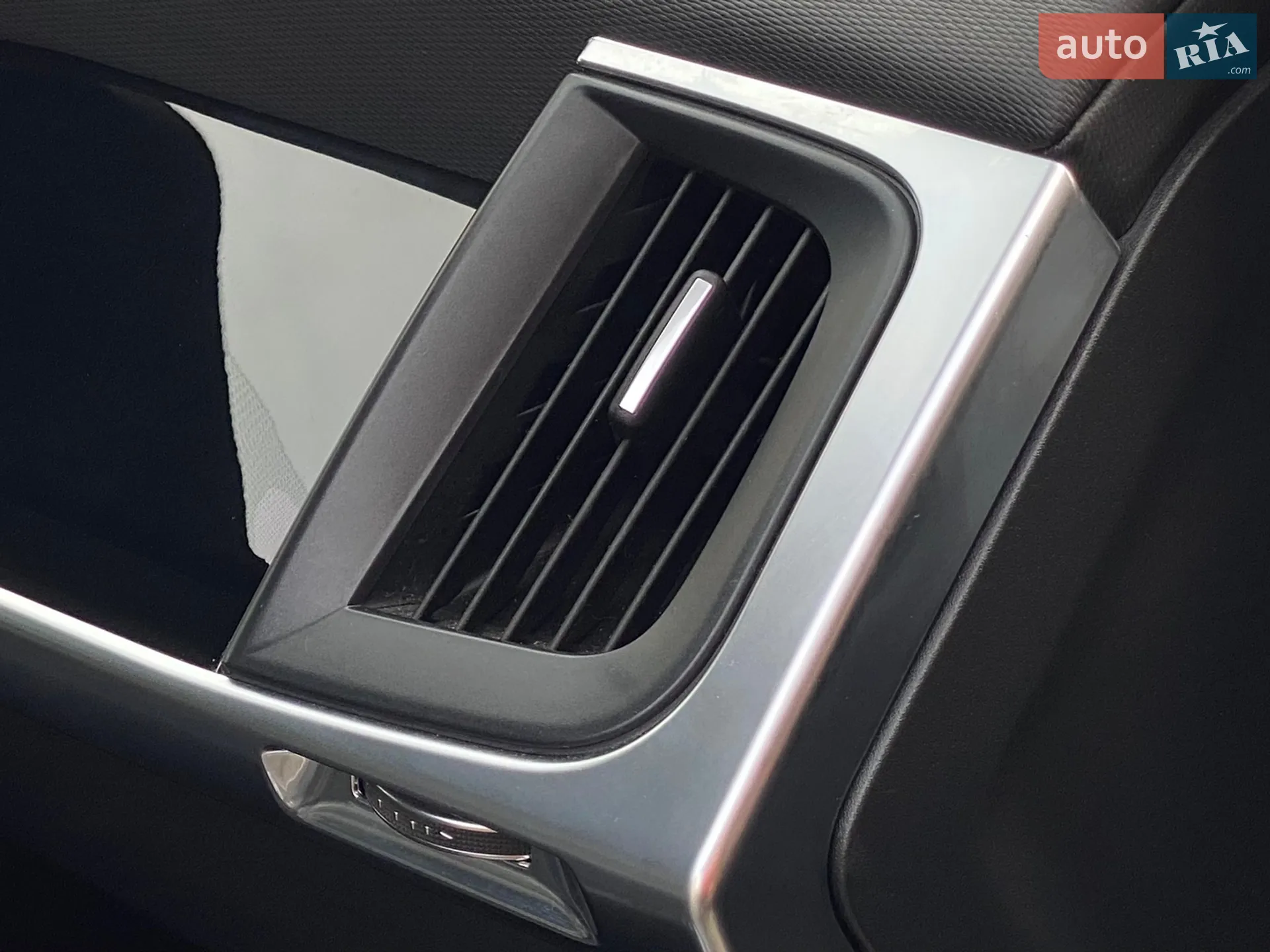 2020 Jaguar I-Pace - мініатюра 60