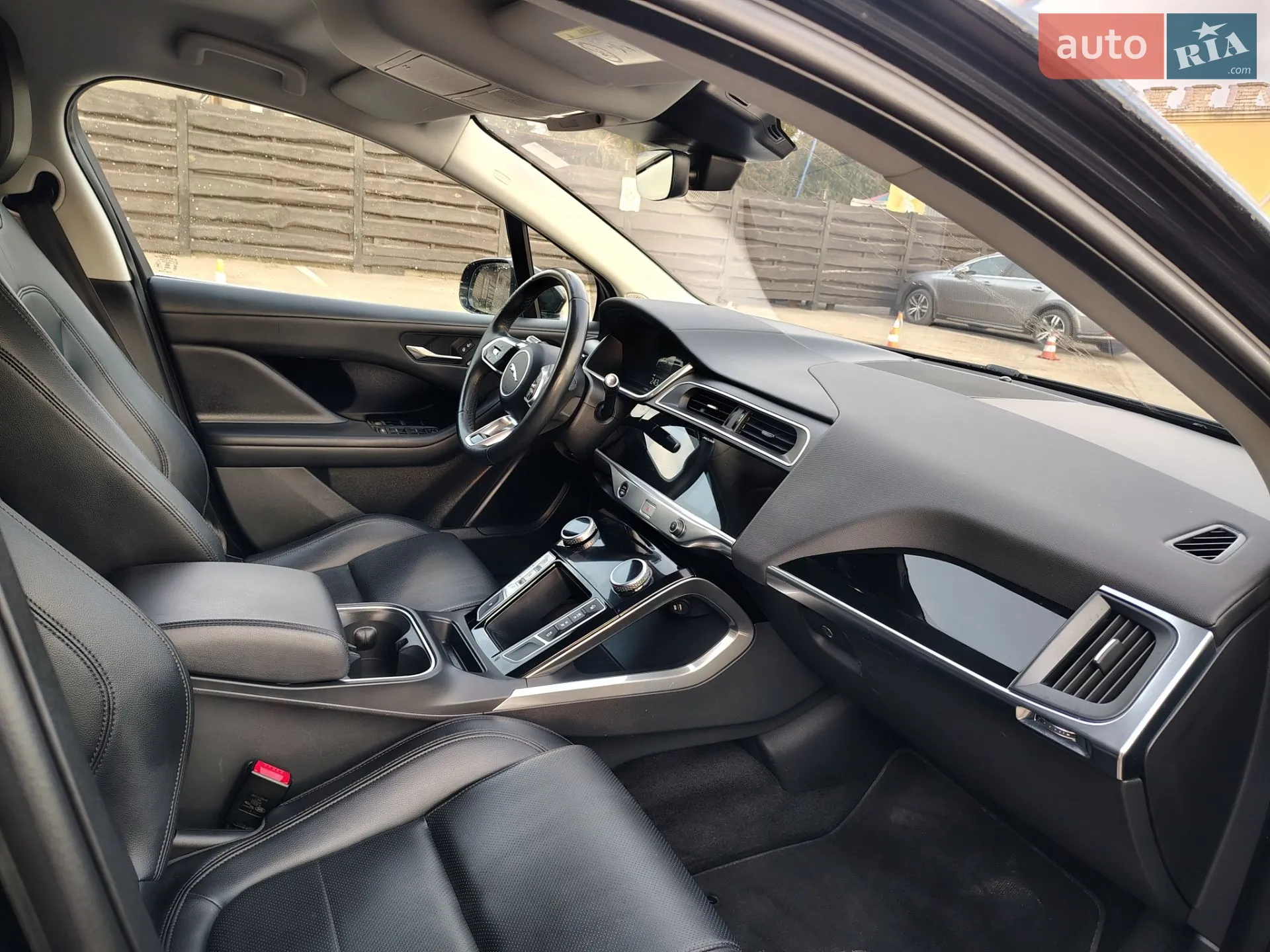 2019 Jaguar I-Pace - мініатюра 16