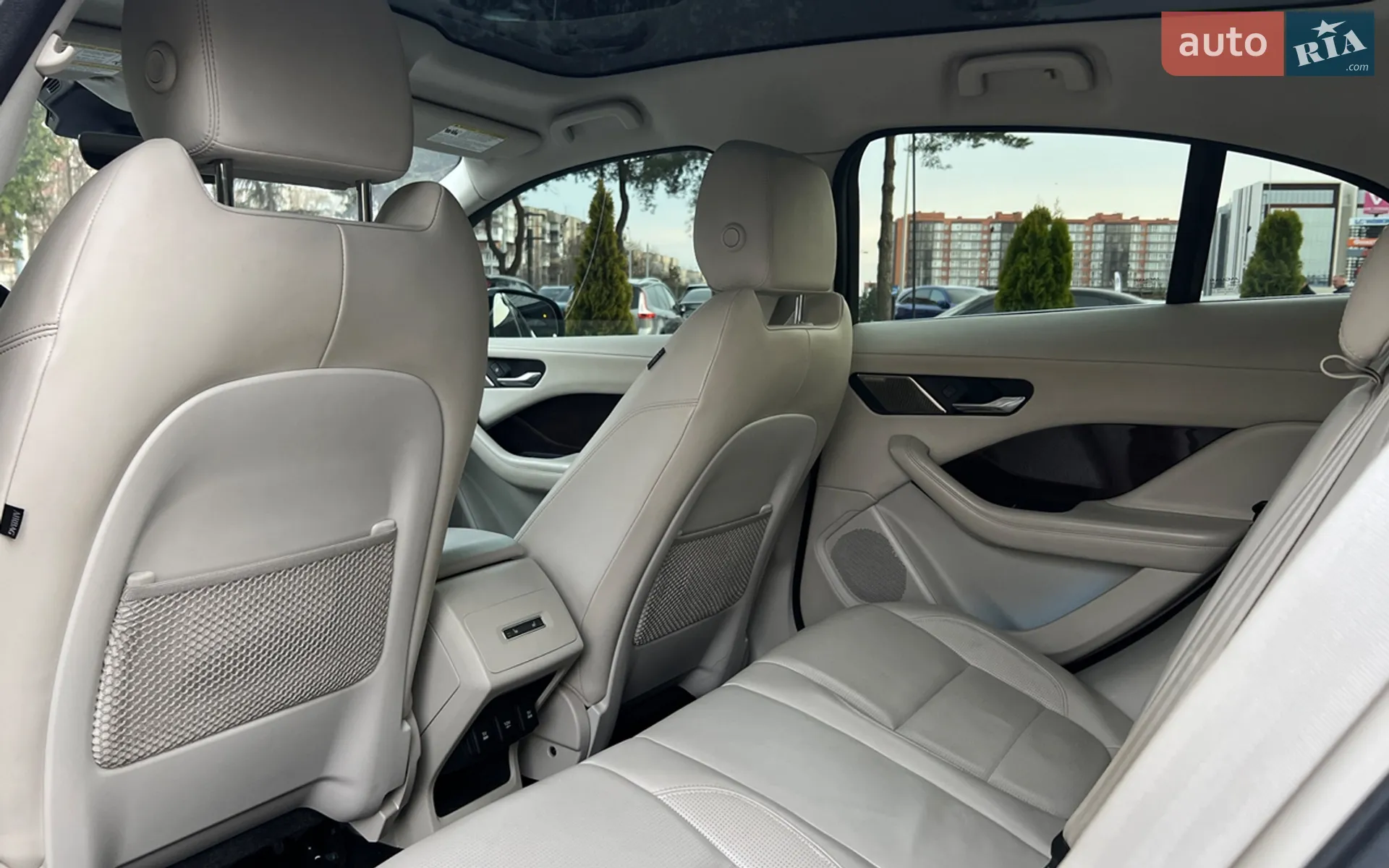 2019 Jaguar I-Pace - мініатюра 26