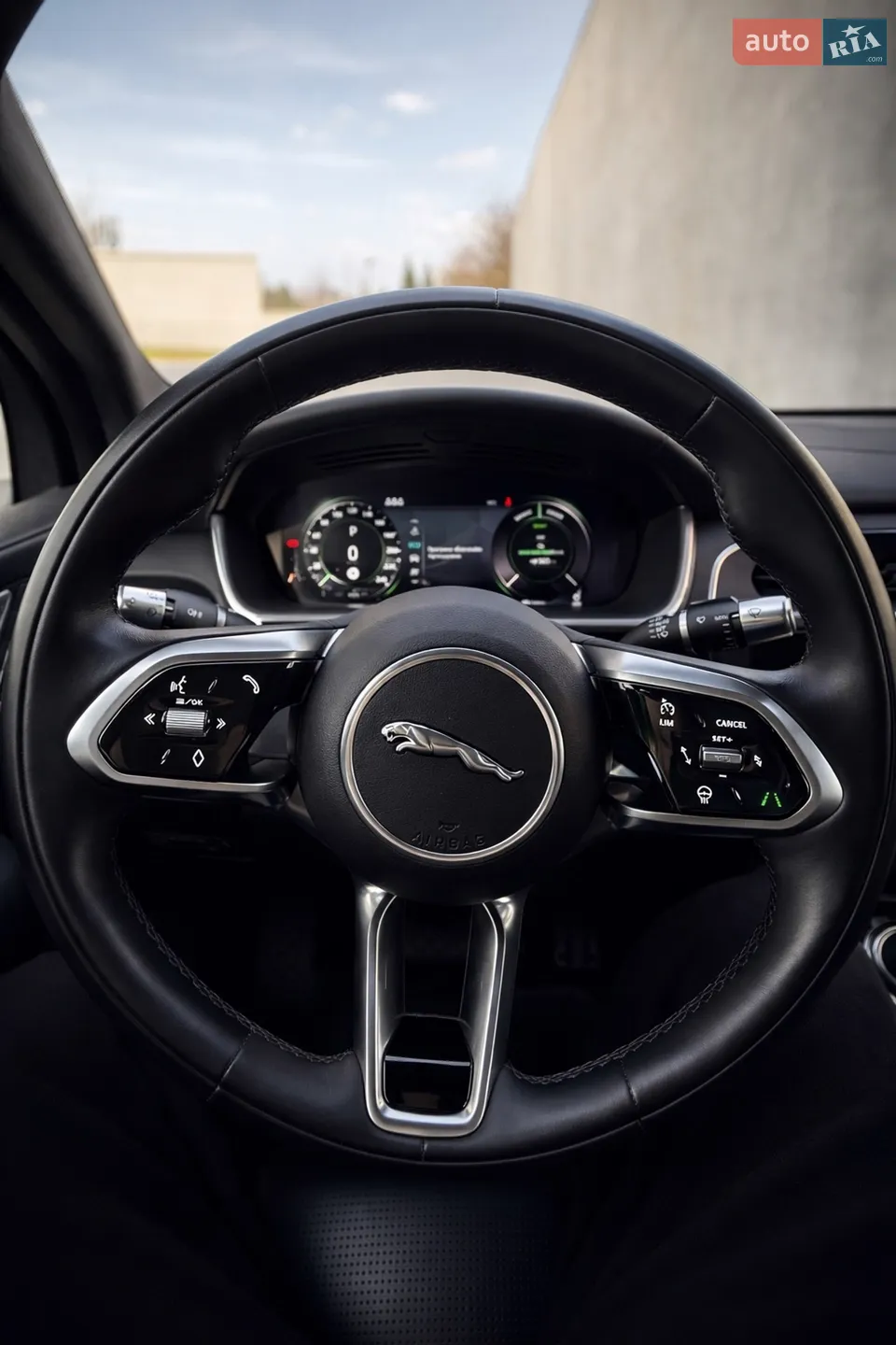 2020 Jaguar I-Pace - мініатюра 12
