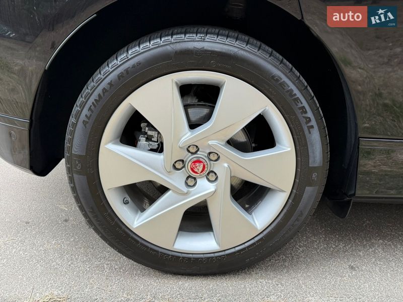 Внедорожник / Кроссовер Jaguar I-Pace 2020 в Киеве фото 38 Внедорожник / Кроссовер Jaguar I-Pace 2020 в Киеве