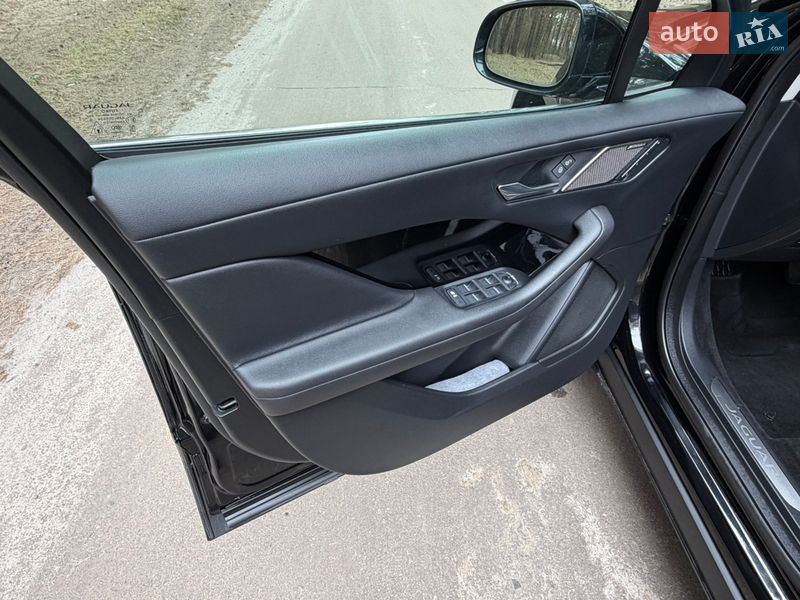 Внедорожник / Кроссовер Jaguar I-Pace 2020 в Киеве фото 60 Внедорожник / Кроссовер Jaguar I-Pace 2020 в Киеве