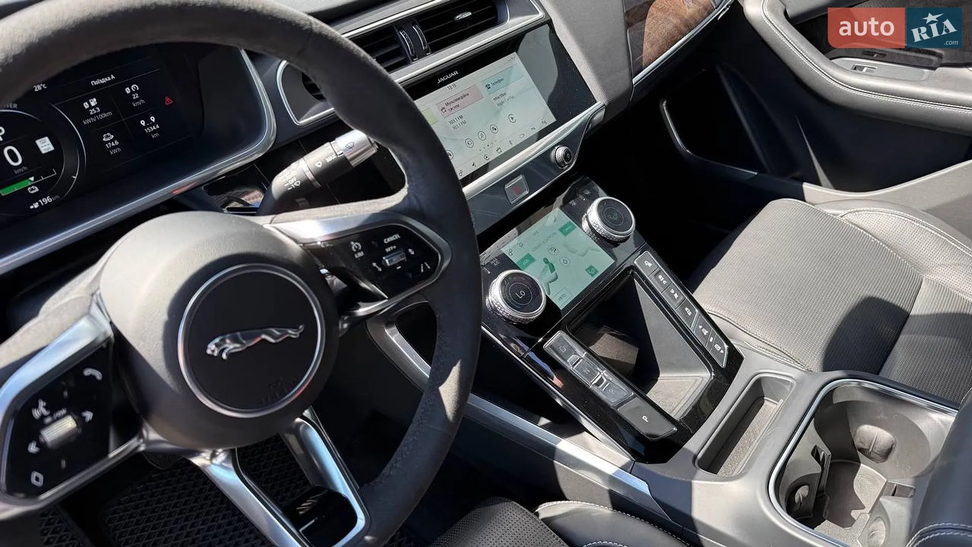 2019 Jaguar I-Pace - мініатюра 15