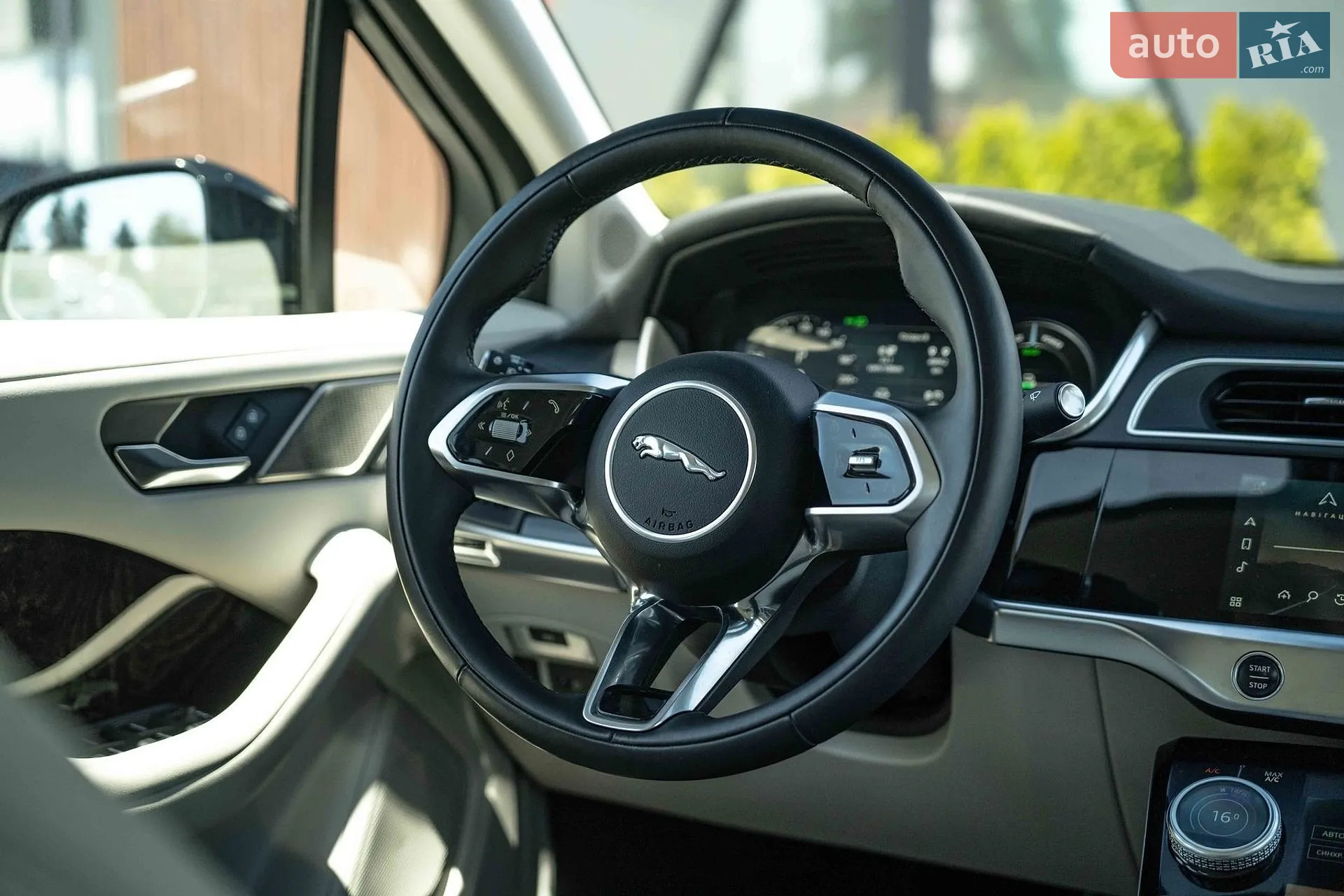 2023 Jaguar I-Pace - мініатюра 26