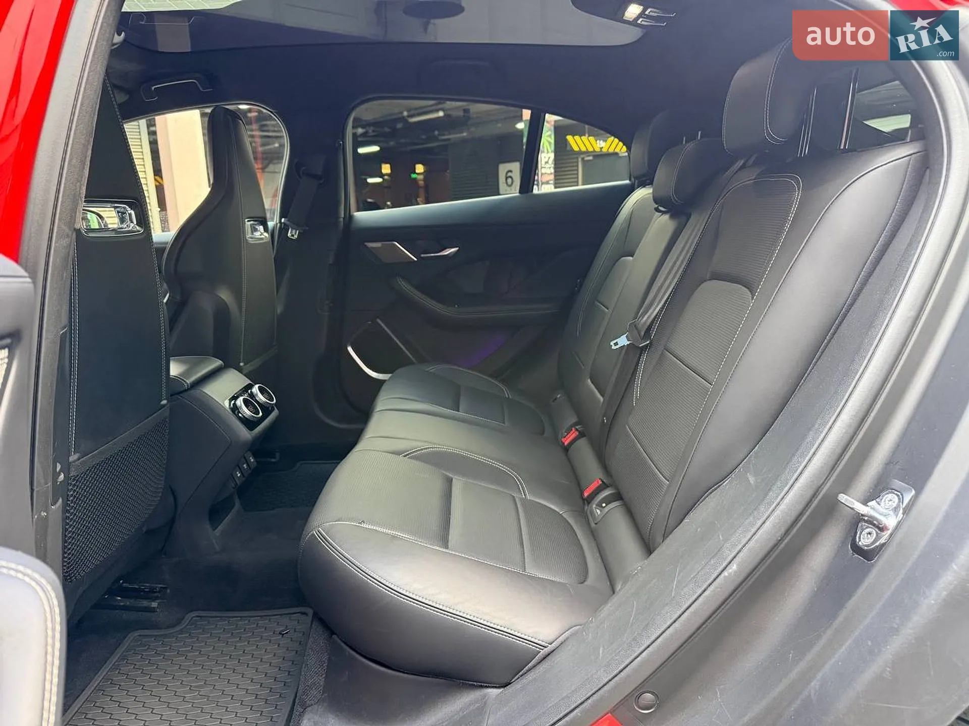 2019 Jaguar I-Pace - мініатюра 10