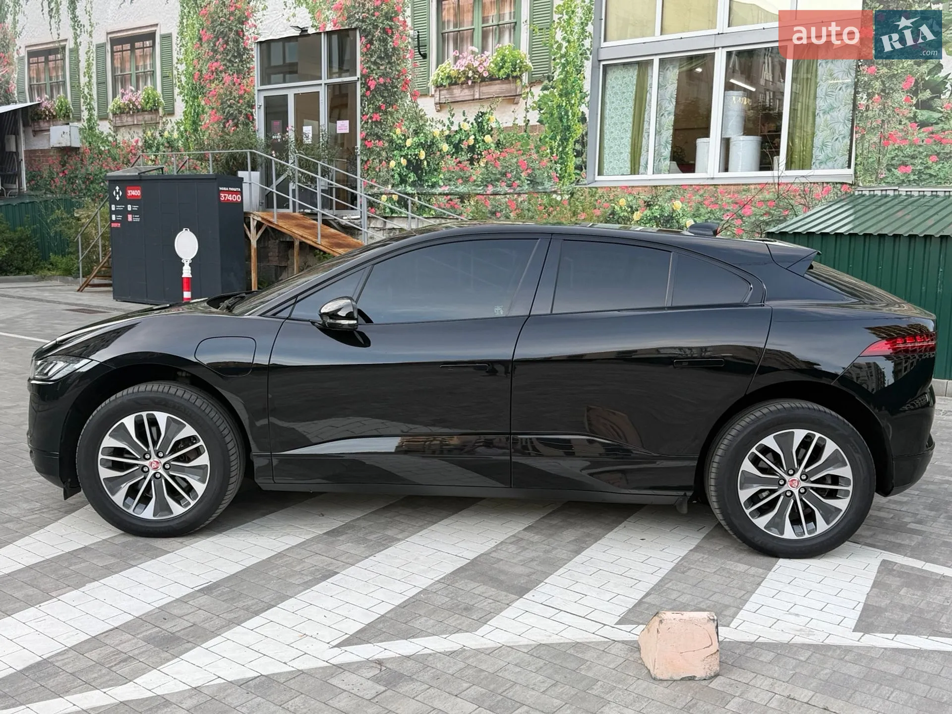 2022 Jaguar I-Pace - мініатюра 8