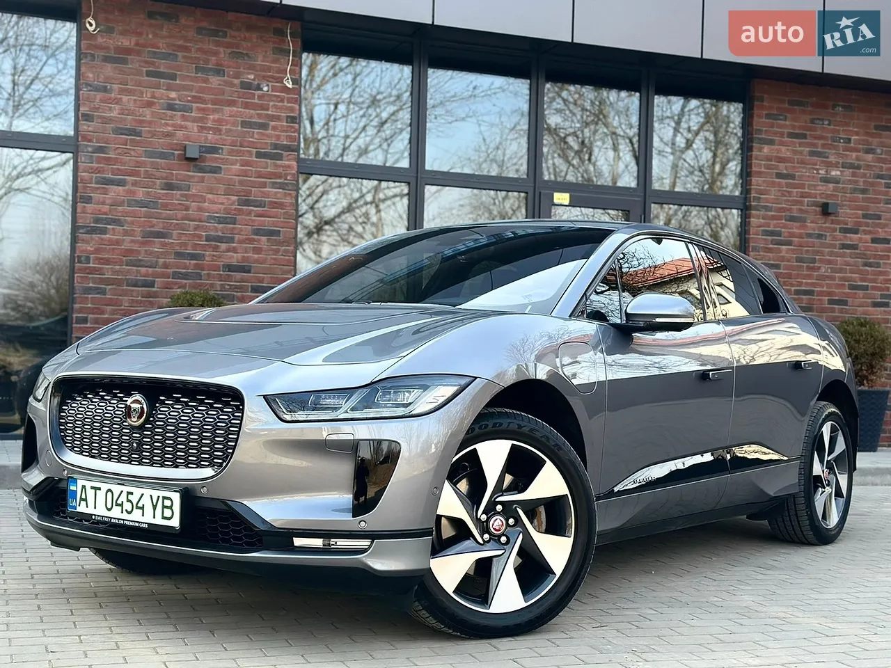 2019 Jaguar I-Pace - мініатюра 16