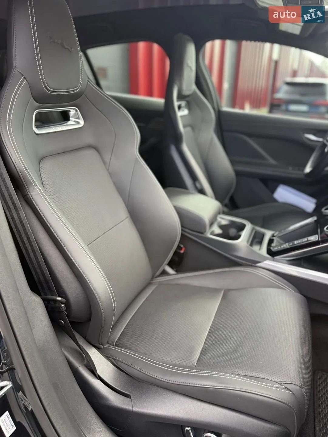 Jaguar I-Pace 2023 VIN SADHM2S1XR1632220 фото оголошення 12 з 13