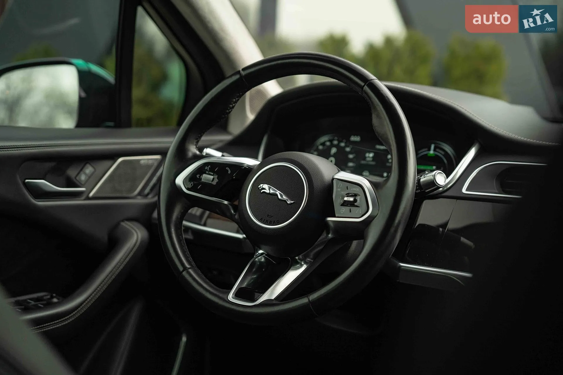 2019 Jaguar I-Pace - мініатюра 26