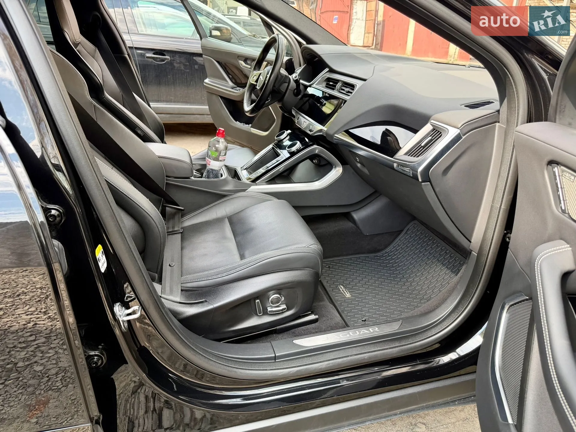 2019 Jaguar I-Pace - мініатюра 30