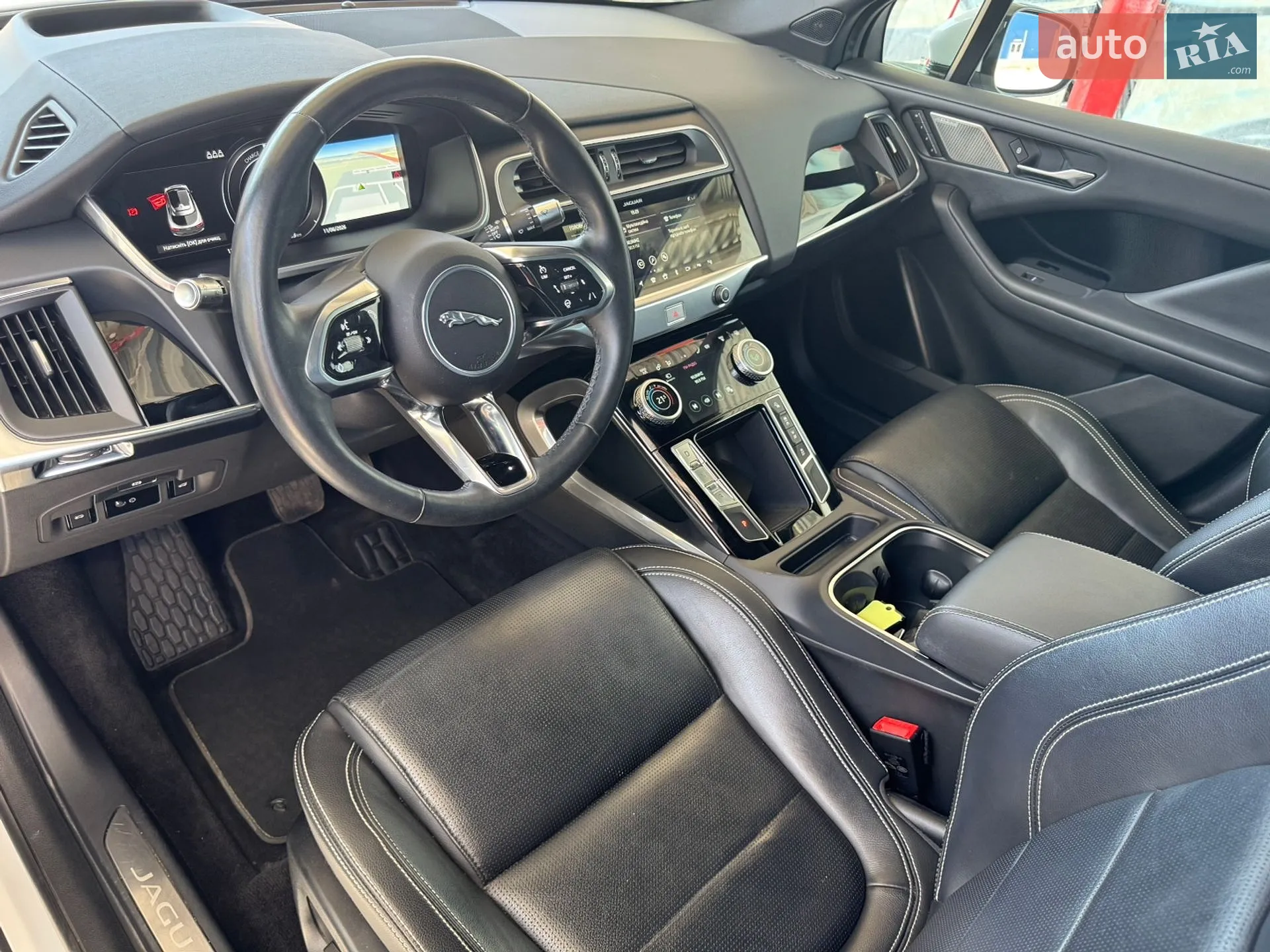 2019 Jaguar I-Pace - мініатюра 14