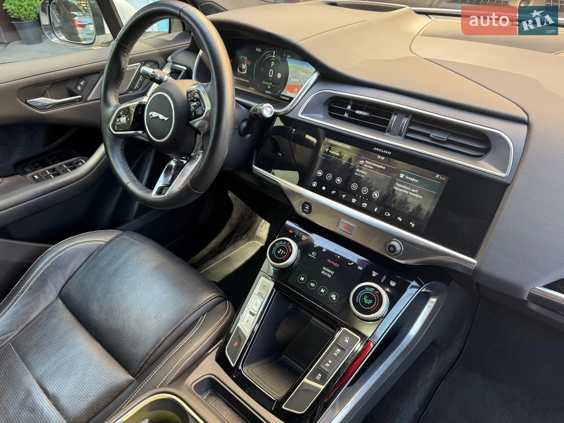 2019 Jaguar I-Pace - мініатюра 21