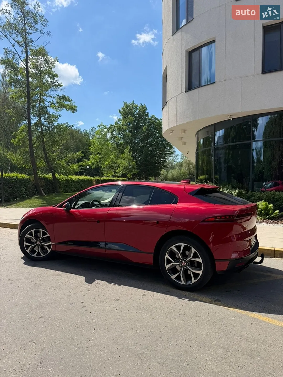 2019 Jaguar I-Pace - мініатюра 8