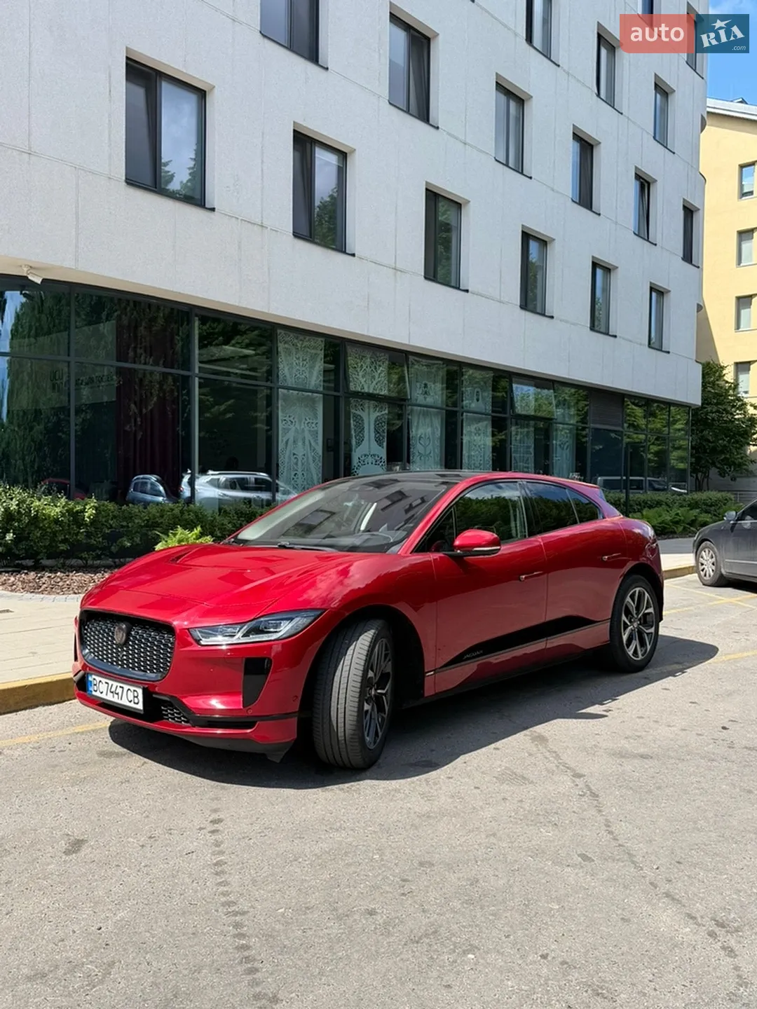 2019 Jaguar I-Pace - мініатюра 20