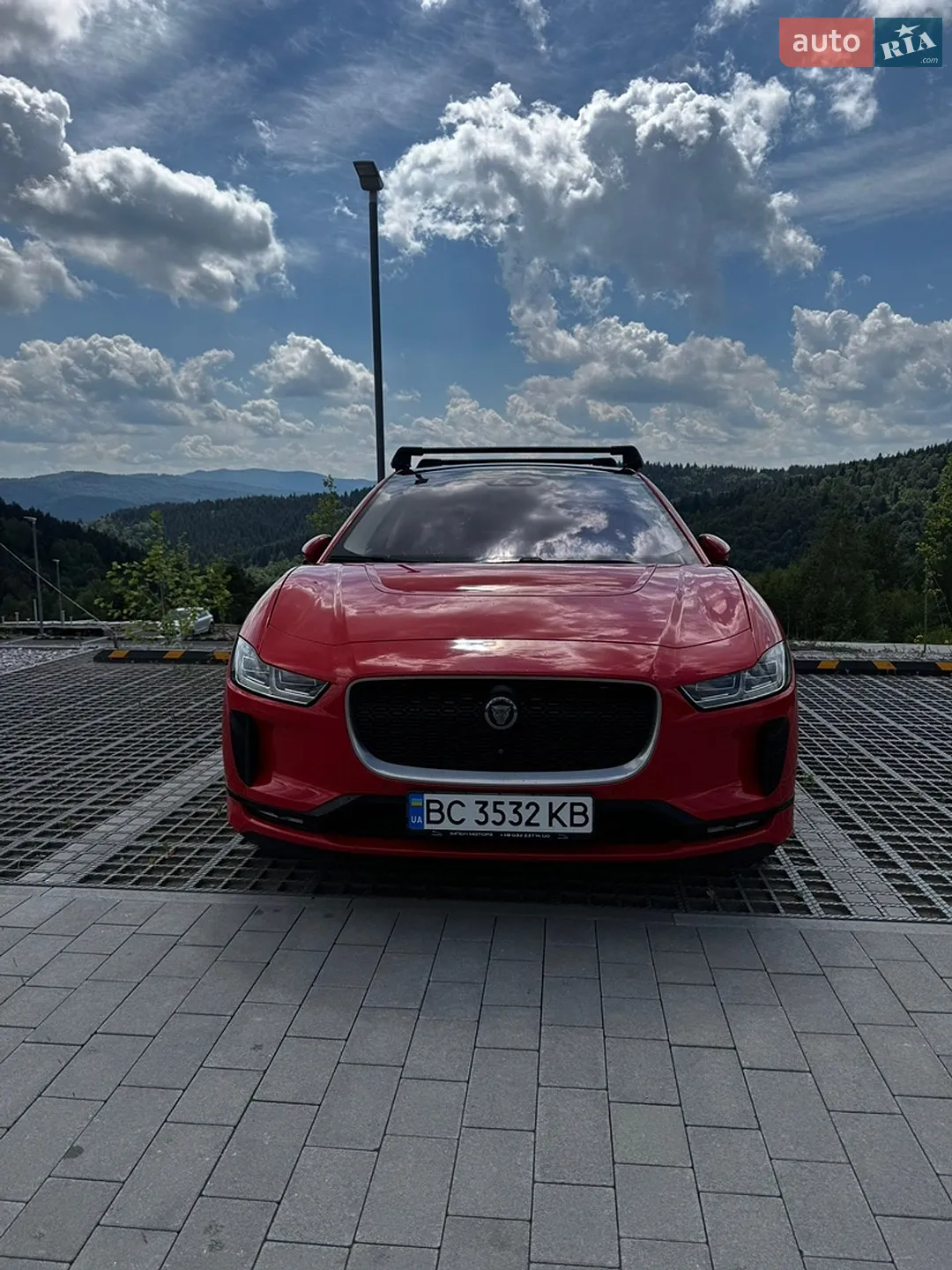 Jaguar I-Pace 2018 VIN SADHA2B12K1F67686 фото оголошення 3 з 5