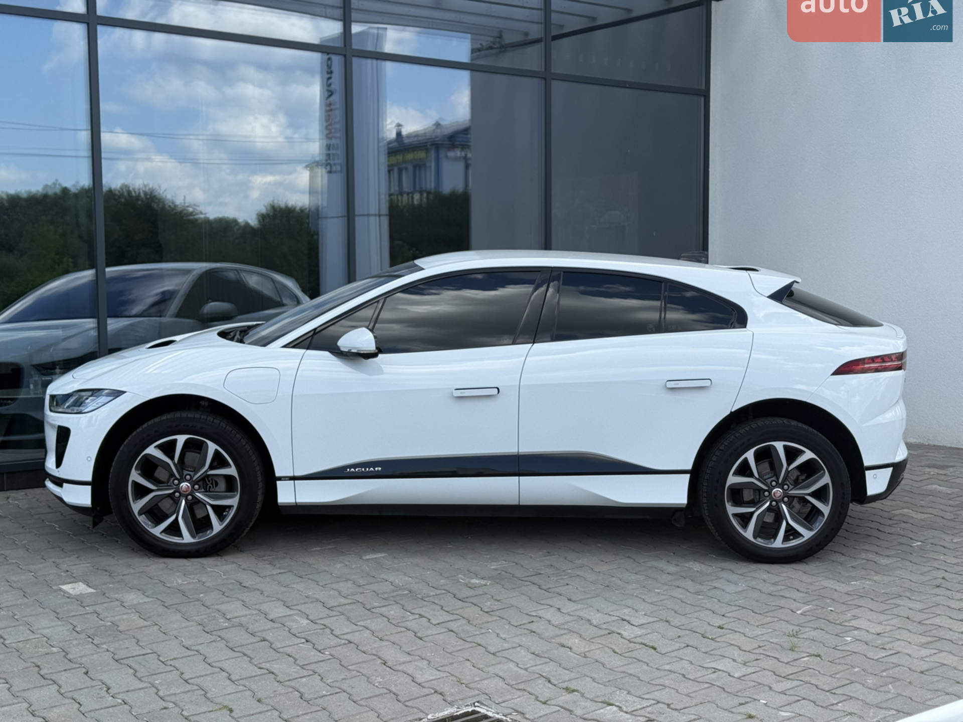 2020 Jaguar I-Pace - мініатюра 11