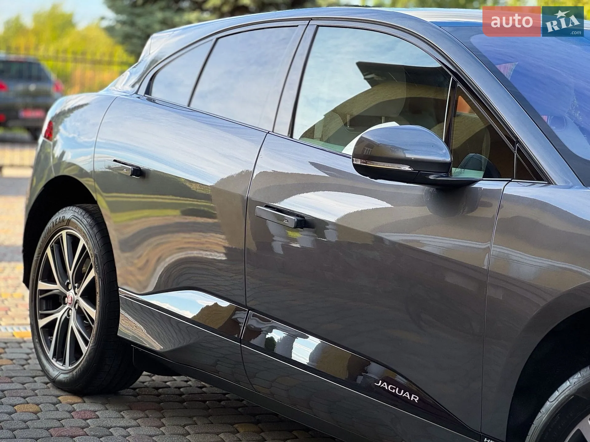 2019 Jaguar I-Pace - мініатюра 8