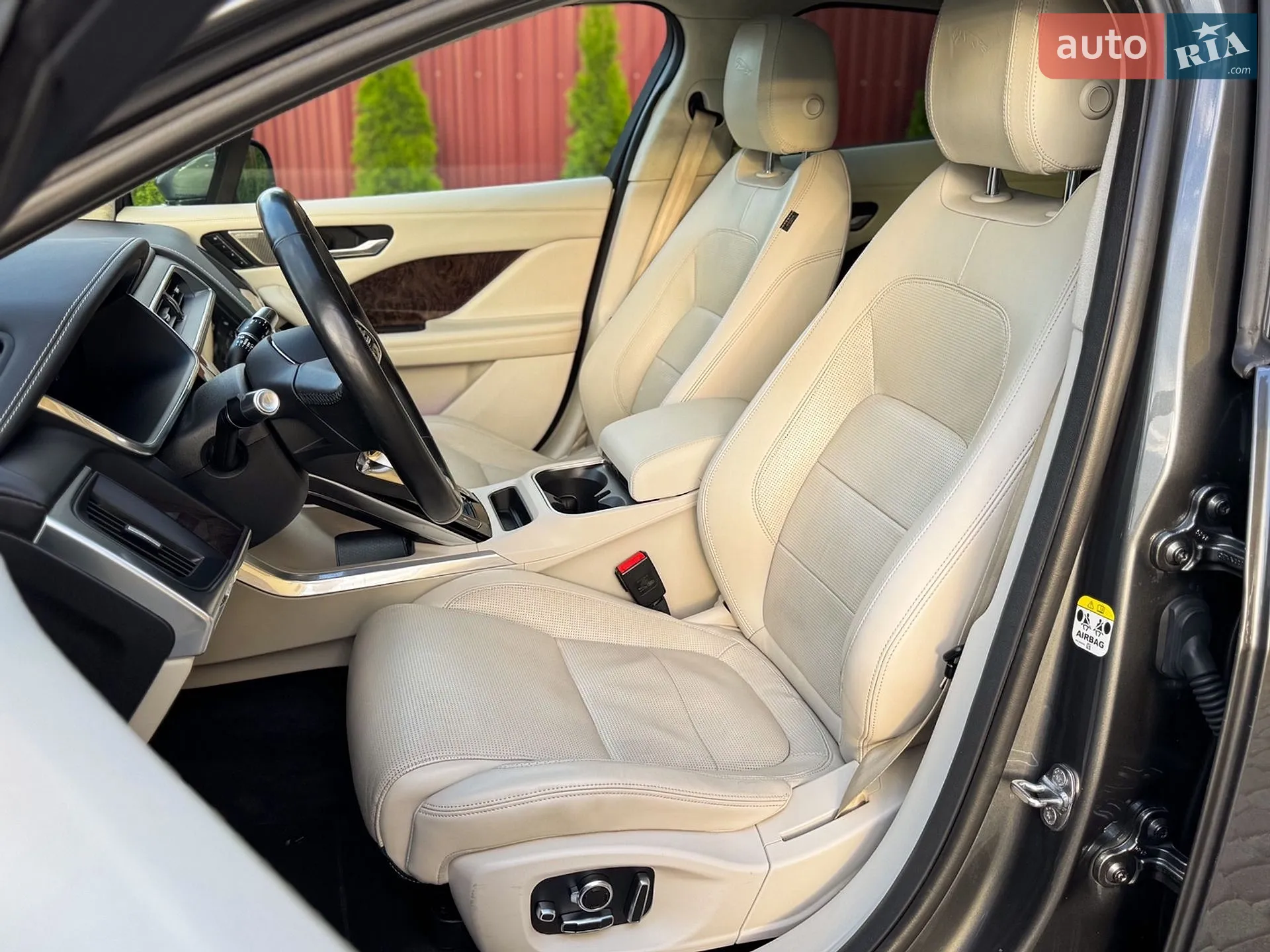 2019 Jaguar I-Pace - мініатюра 61