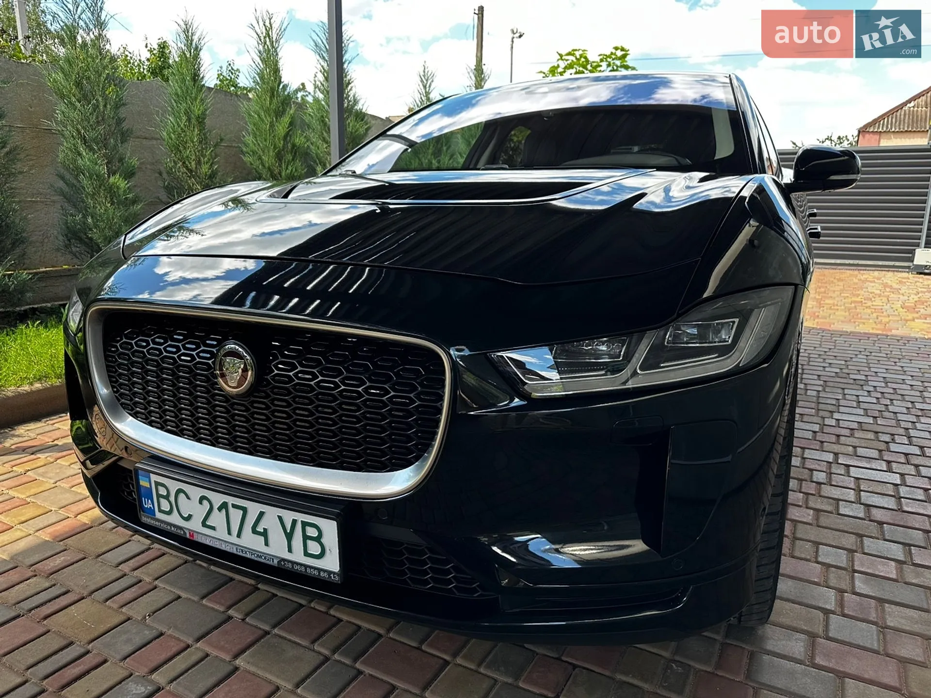 2019 Jaguar I-Pace - мініатюра 2