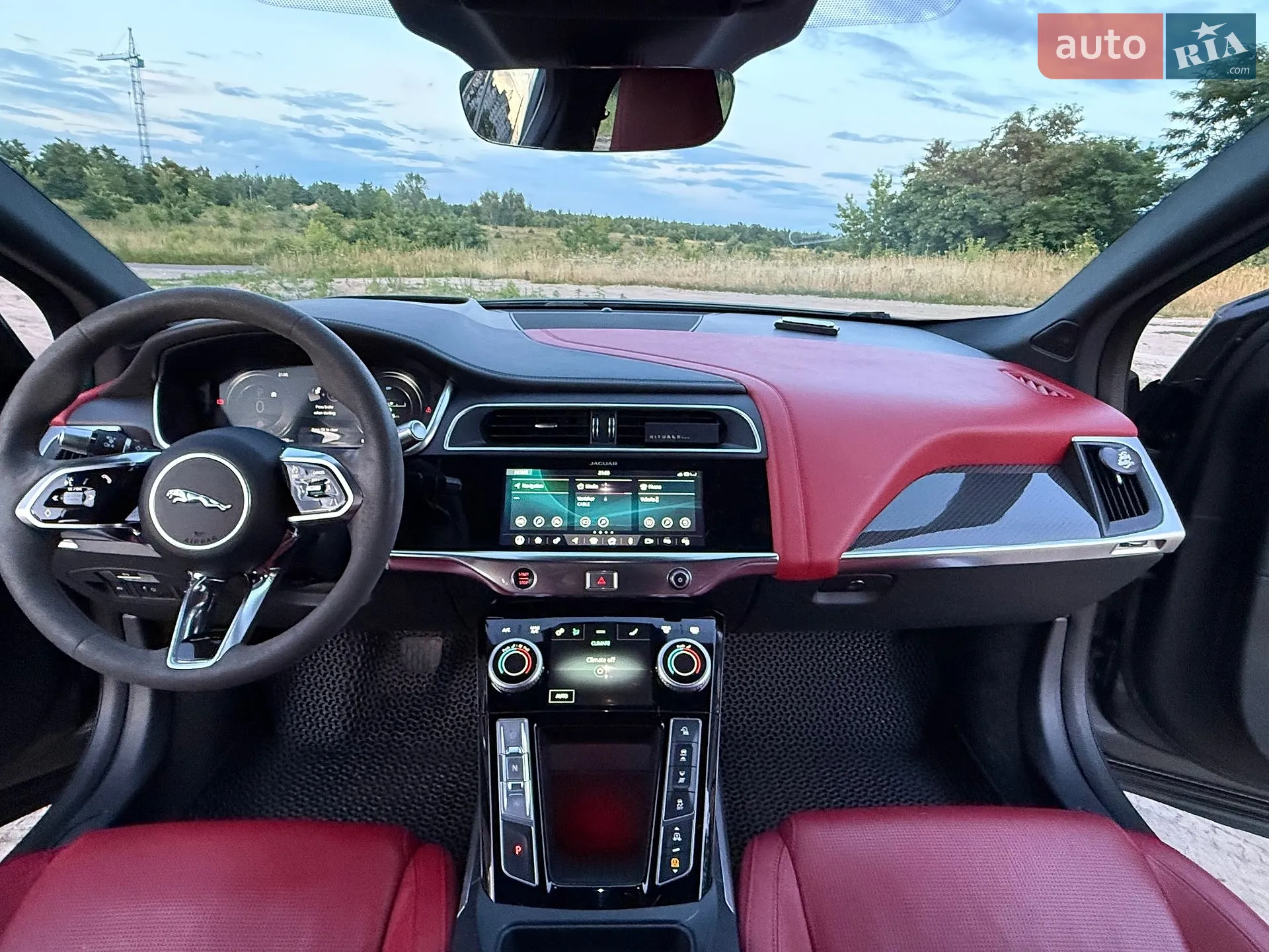 2019 Jaguar I-Pace - мініатюра 12