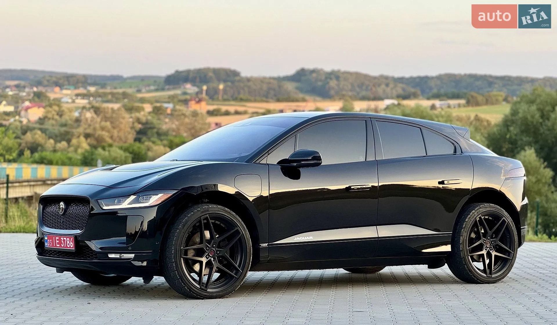 2019 Jaguar I-Pace - мініатюра 18