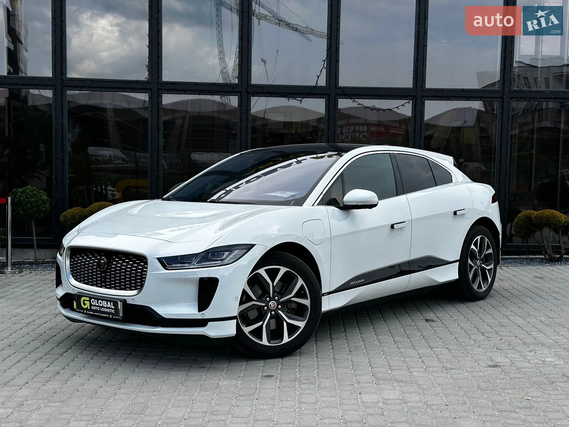 2020 Jaguar I-Pace - мініатюра 2