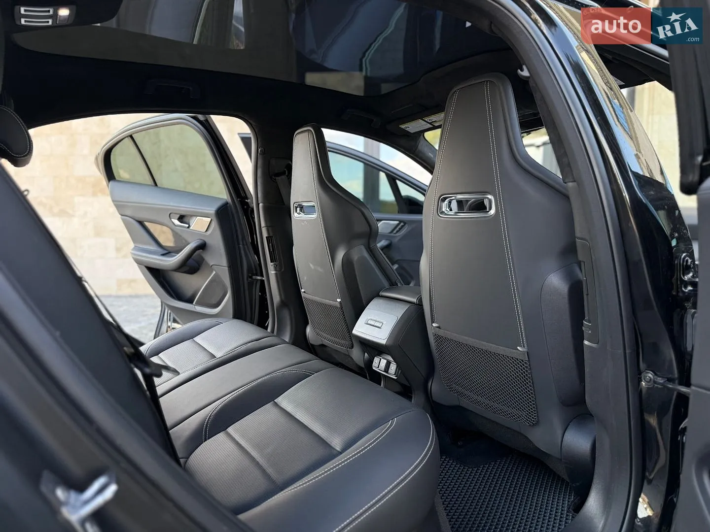 2023 Jaguar I-Pace - мініатюра 64