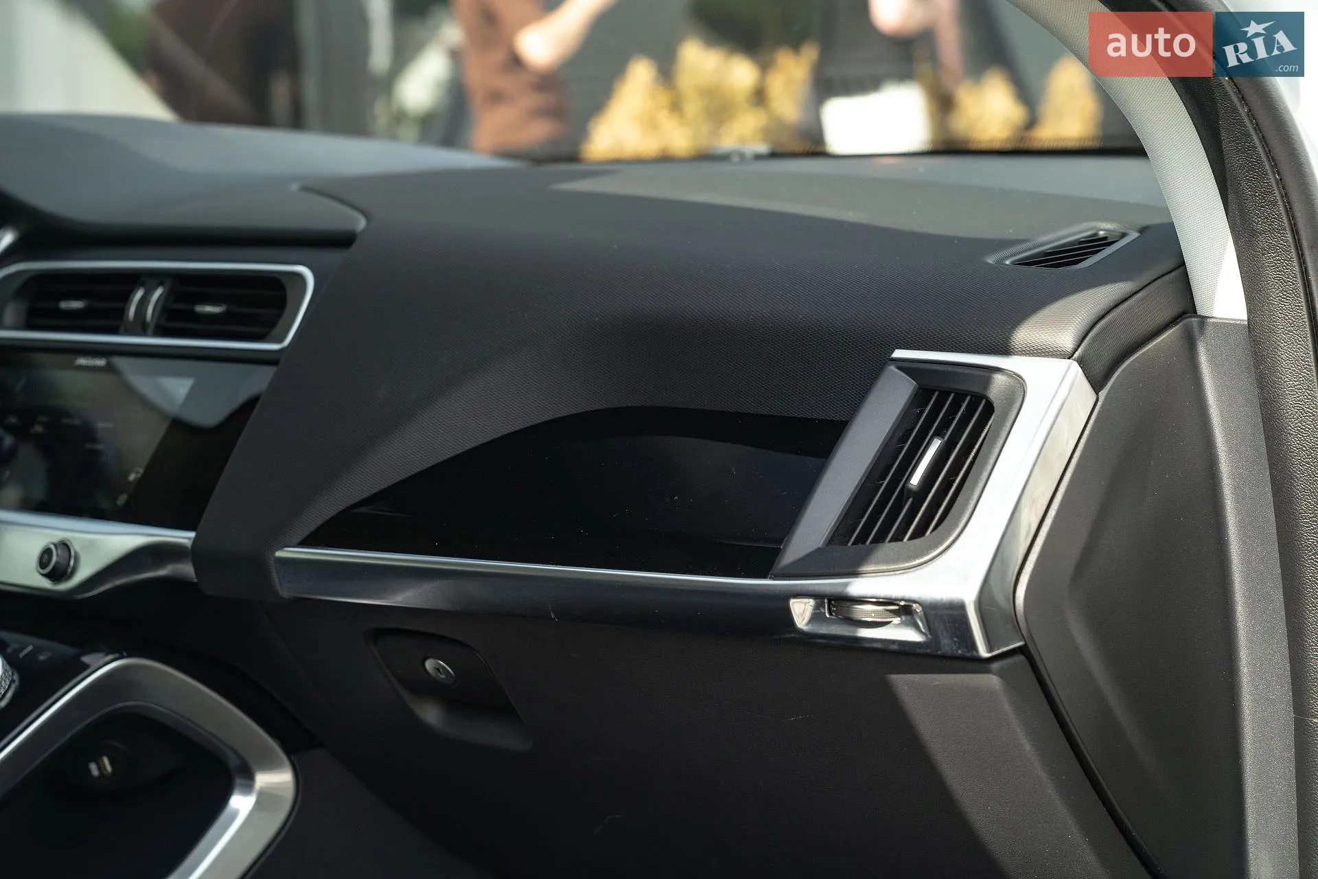 2020 Jaguar I-Pace - мініатюра 34