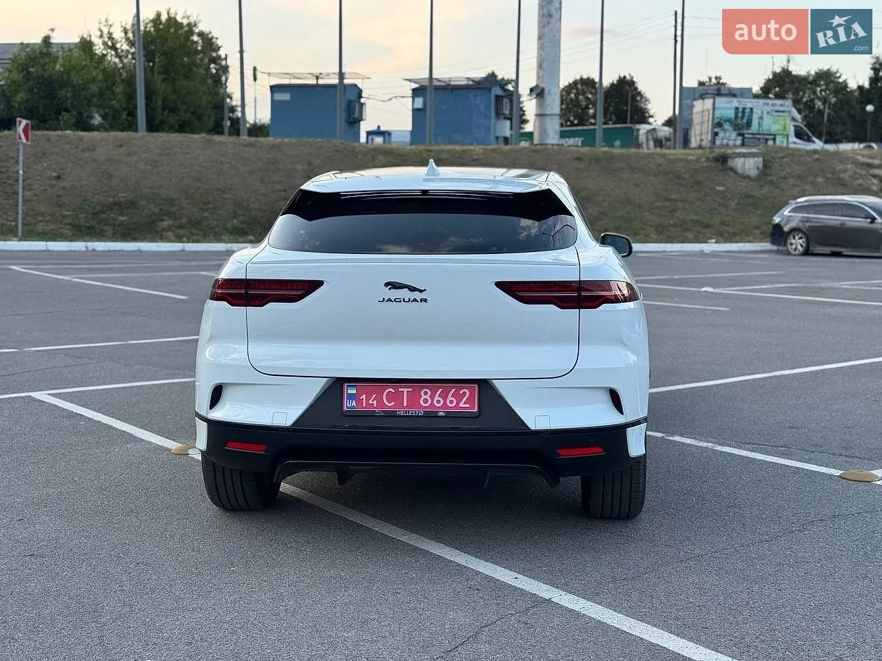 2019 Jaguar I-Pace - мініатюра 4