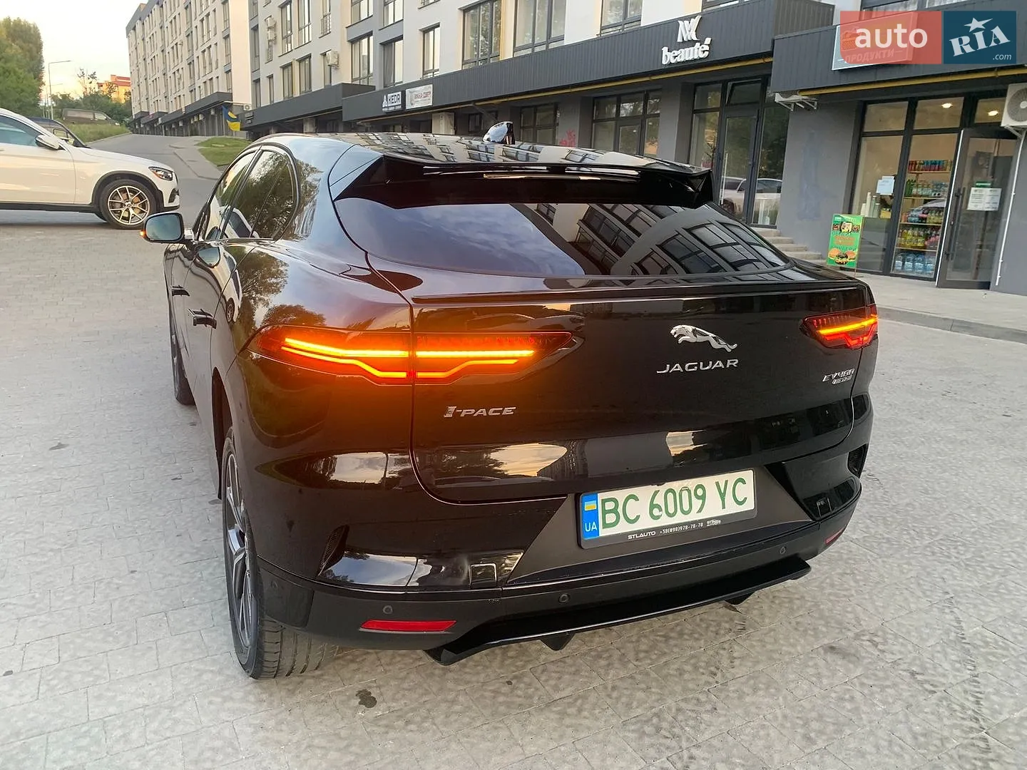 2019 Jaguar I-Pace - мініатюра 21