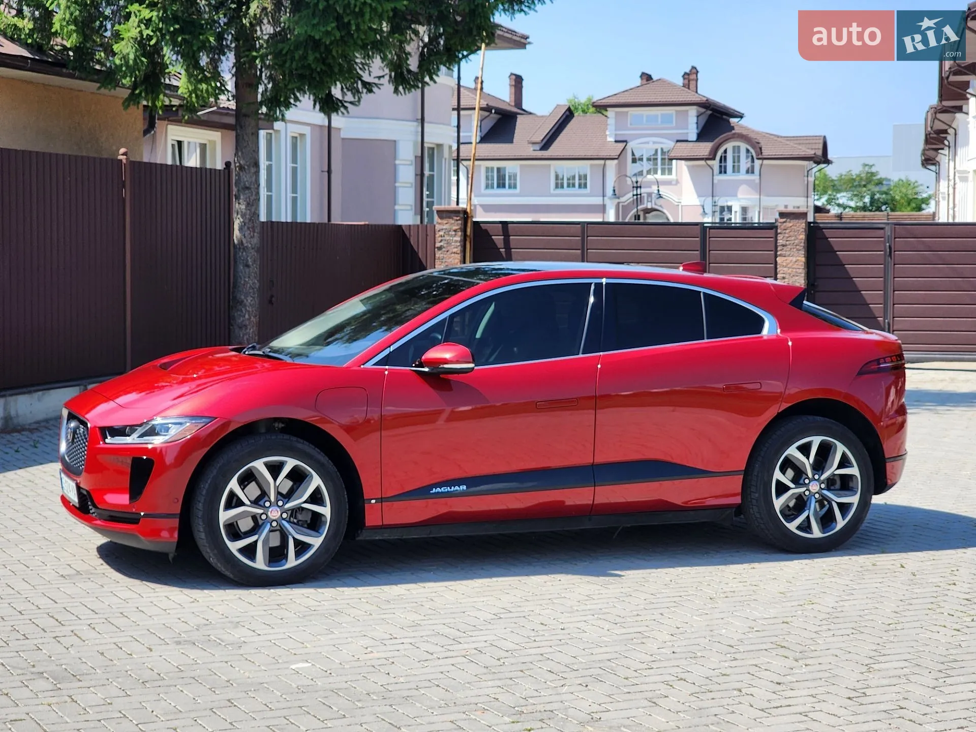 2019 Jaguar I-Pace - мініатюра 2