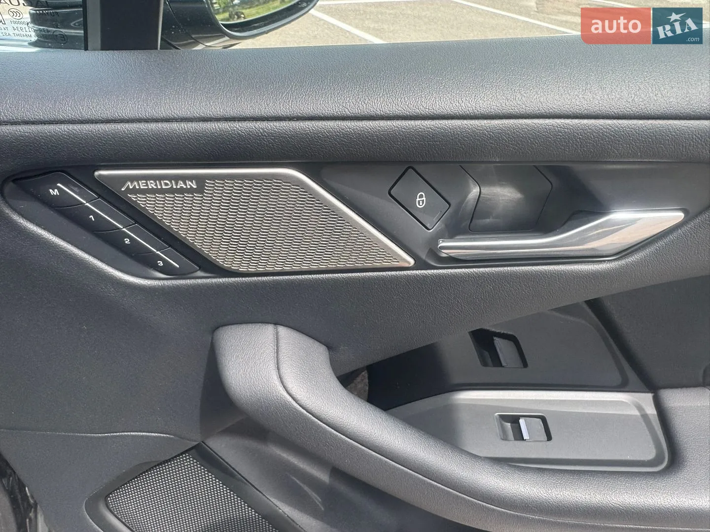 2019 Jaguar I-Pace - мініатюра 32