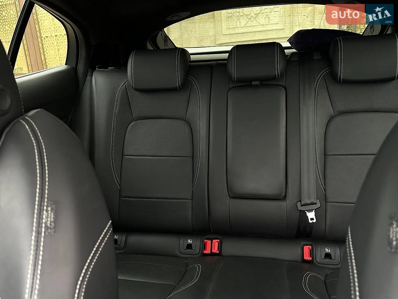 2019 Jaguar I-Pace - мініатюра 2