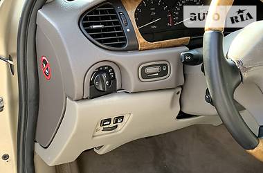 Седан Jaguar S-Type 1999 в 